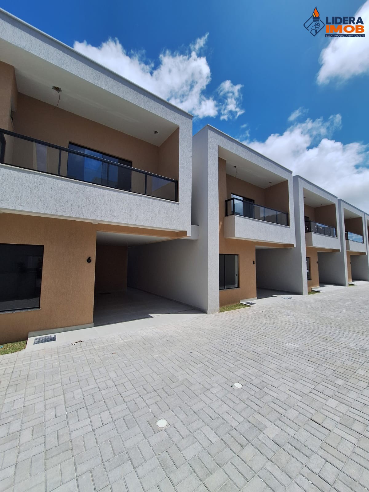 Casa, 4 quartos, 170 m² - Foto 1