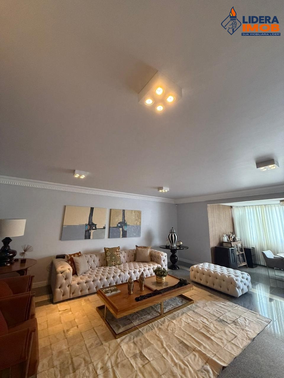 Apartamento, 3 quartos, 207 m² - Foto 1