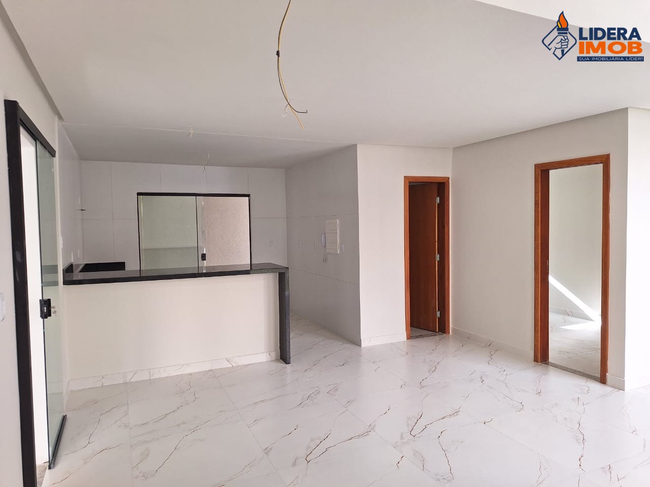 Casa, 4 quartos, 190 m² - Foto 2