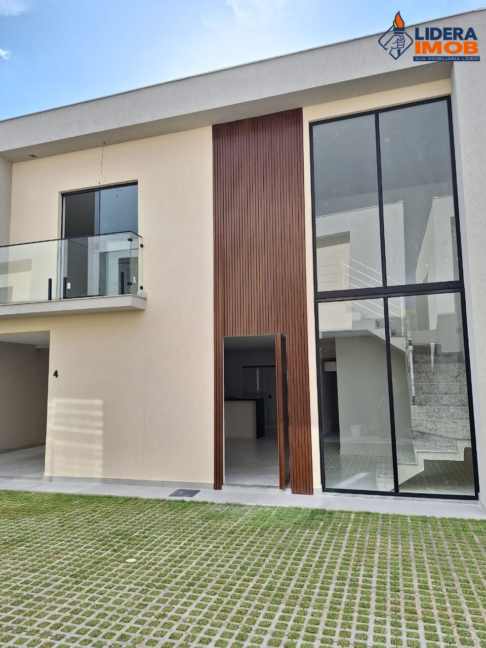 Casa, 4 quartos, 190 m² - Foto 1