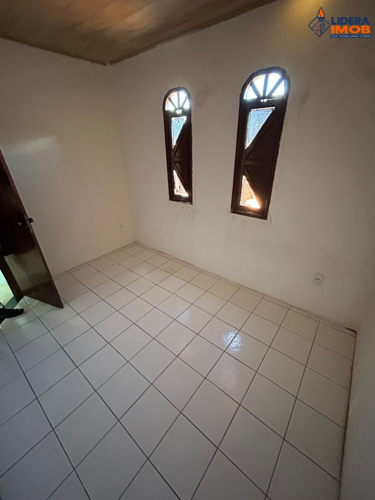 Casa, 2 quartos, 100 m² - Foto 2