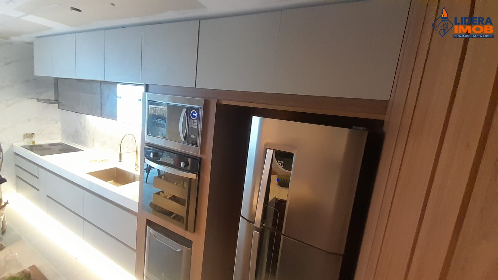 Casa, 4 quartos, 220 m² - Foto 10