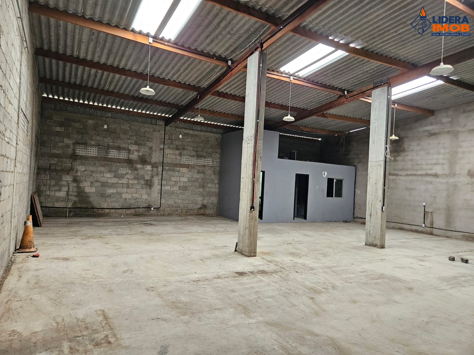 Depósito-Galpão, 380 m² - Foto 20