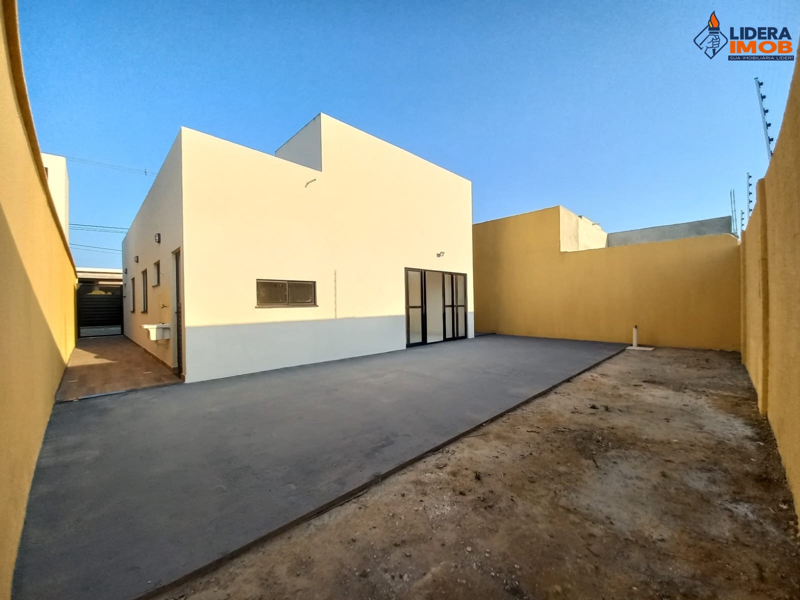 Casa, 3 quartos, 220 m² - Foto 2