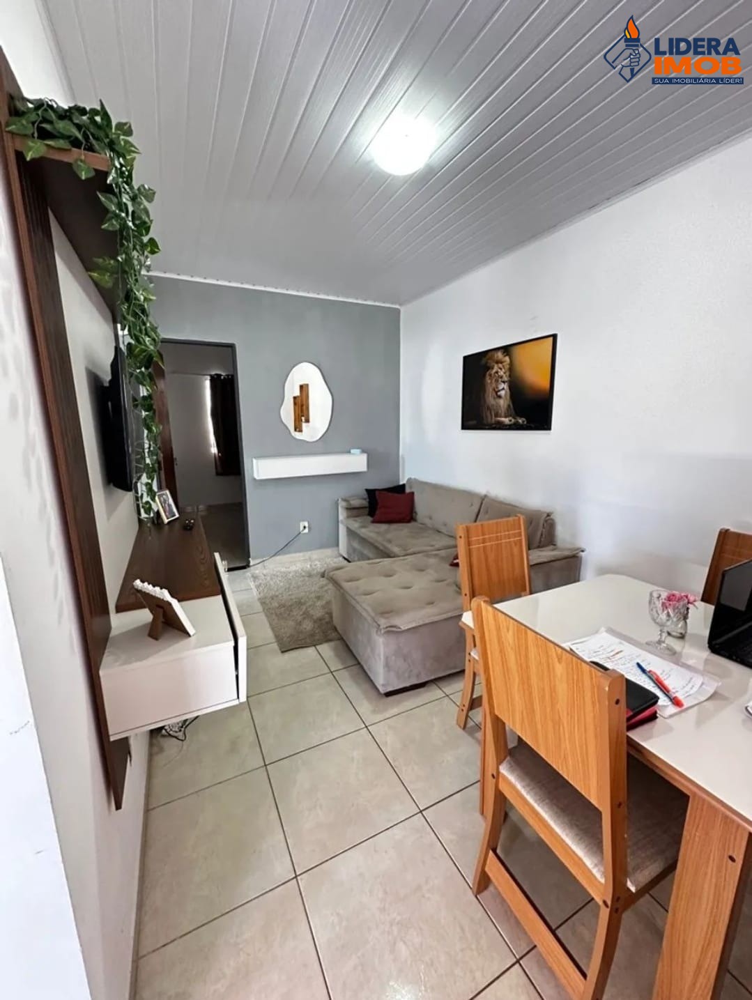 Casa, 2 quartos, 232 m² - Foto 1