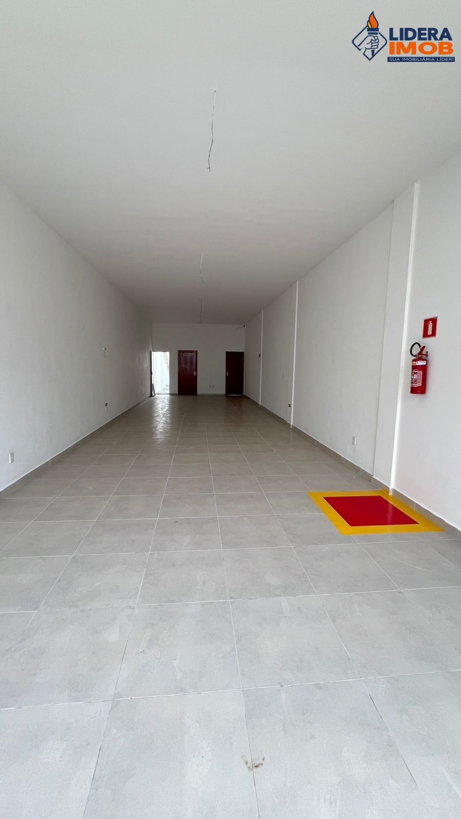 Depósito-Galpão, 75 m² - Foto 1