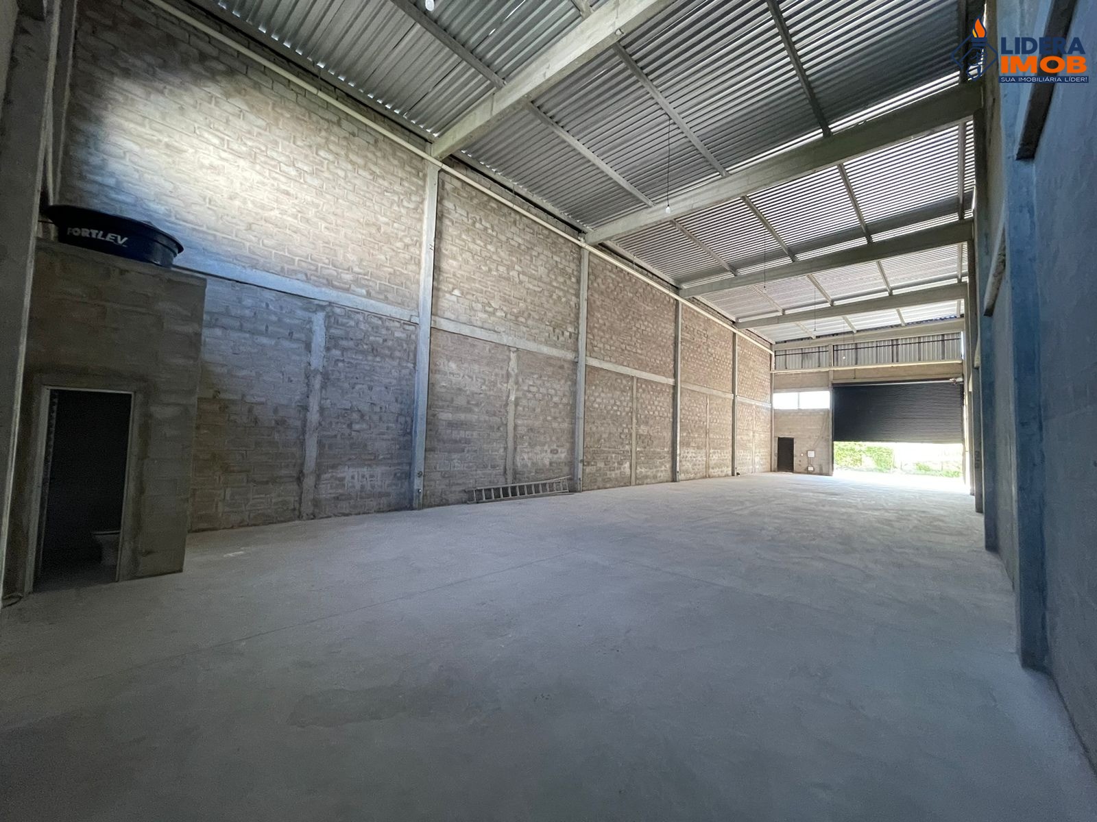 Depósito-Galpão, 330 m² - Foto 4