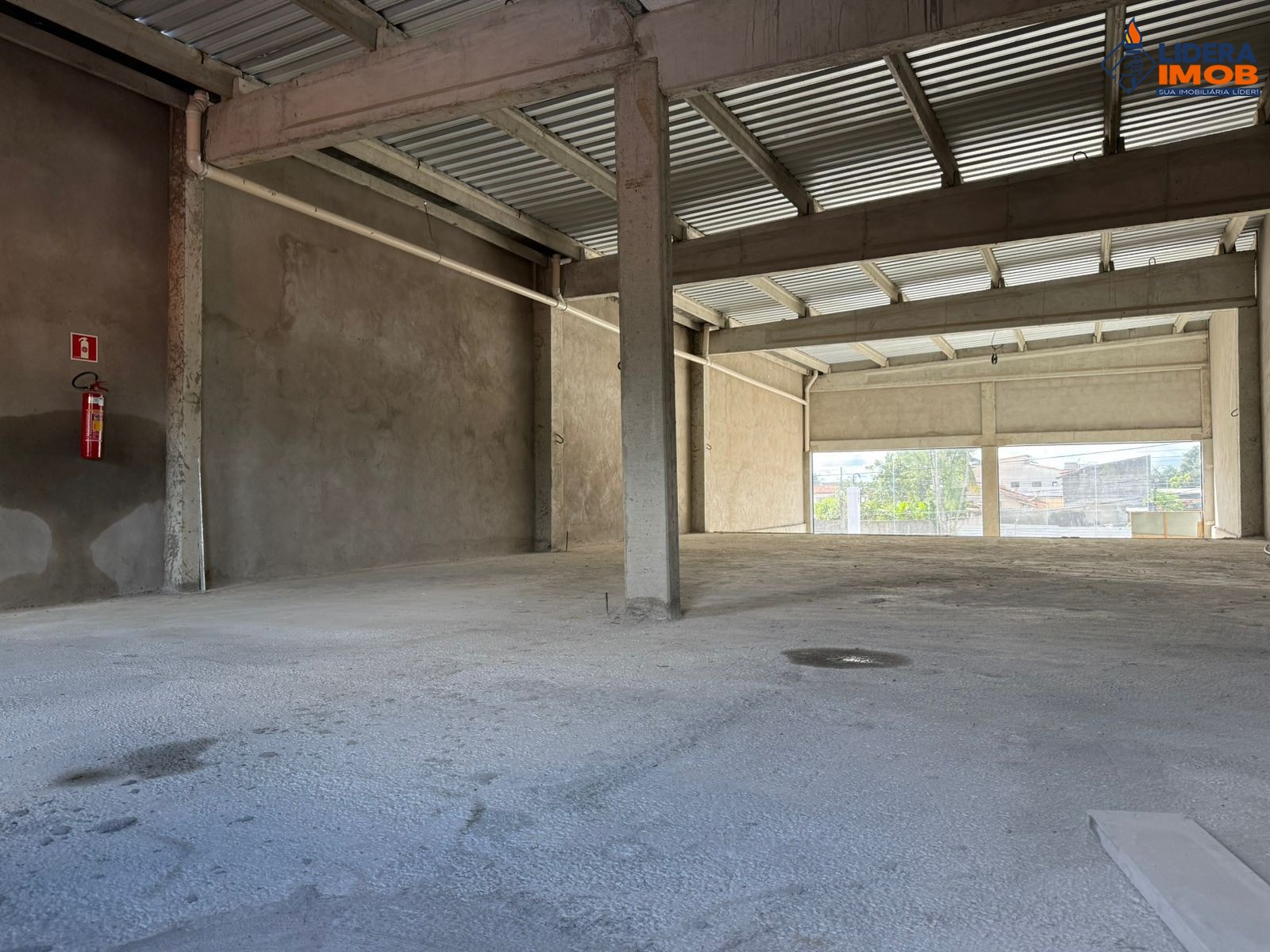 Loja-Salão, 220 m² - Foto 1