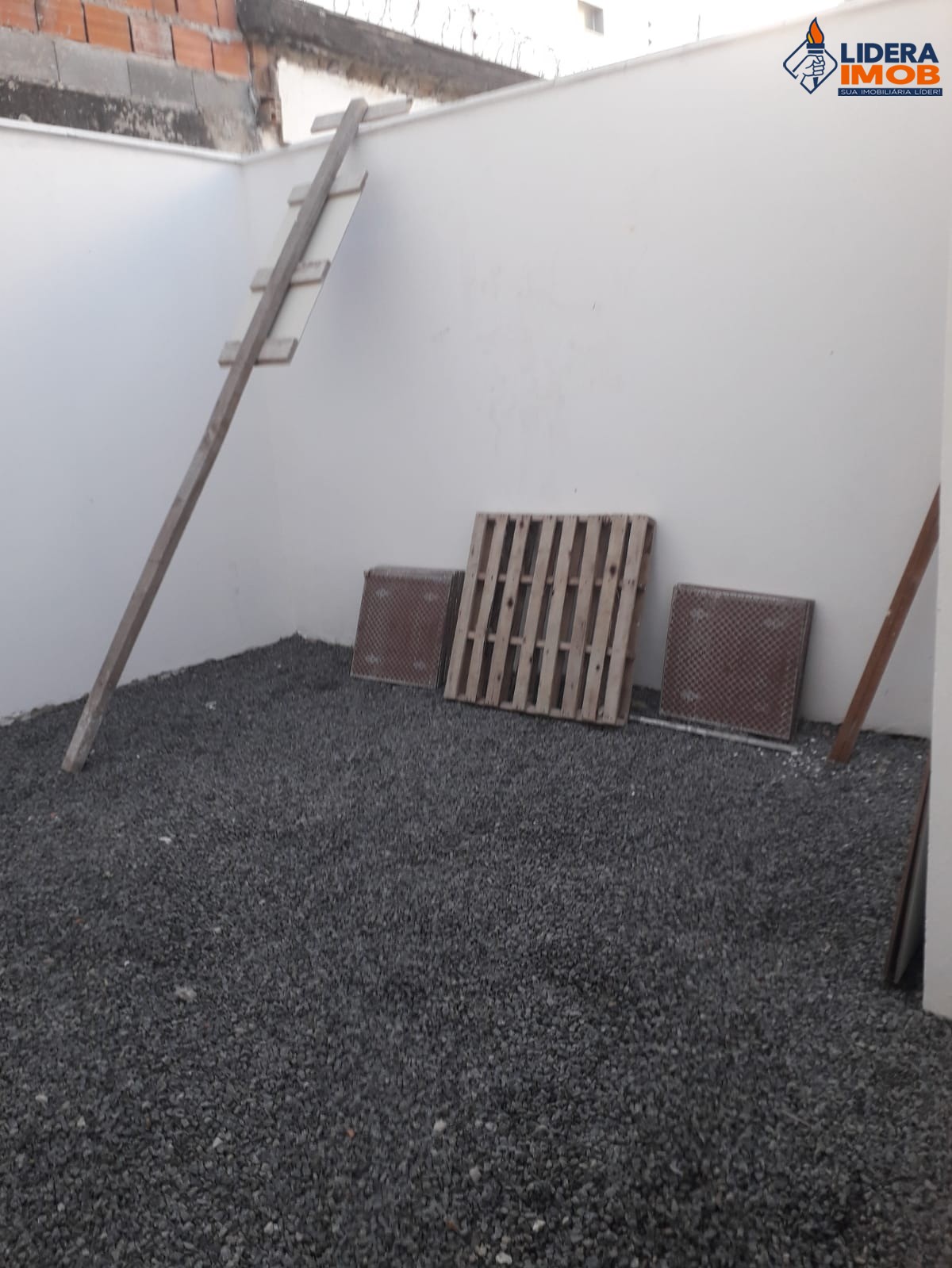 Depósito-Galpão, 74 m² - Foto 2