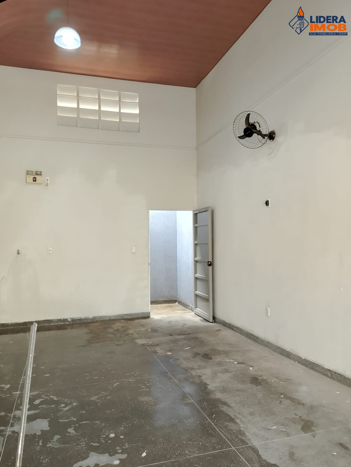 Depósito-Galpão, 80 m² - Foto 1