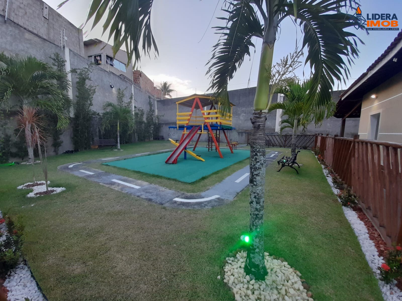 Casa, 2 quartos, 180 m² - Foto 27