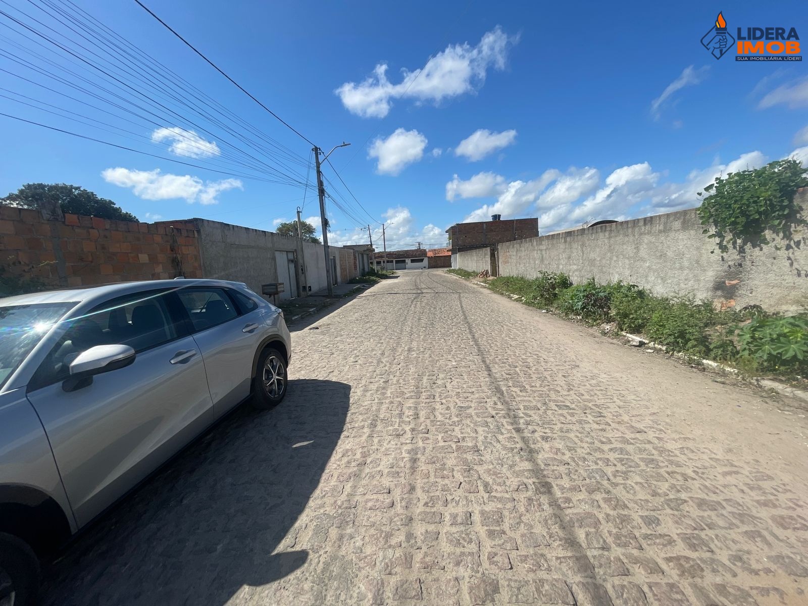 Casa, 2 quartos, 300 m² - Foto 2