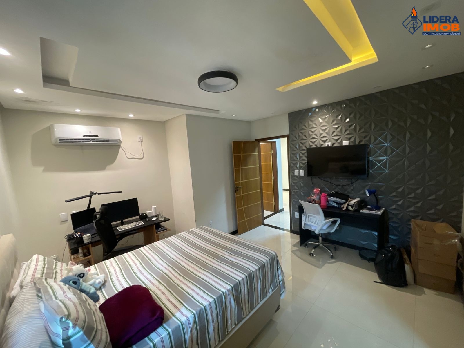 Casa, 5 quartos, 300 m² - Foto 33