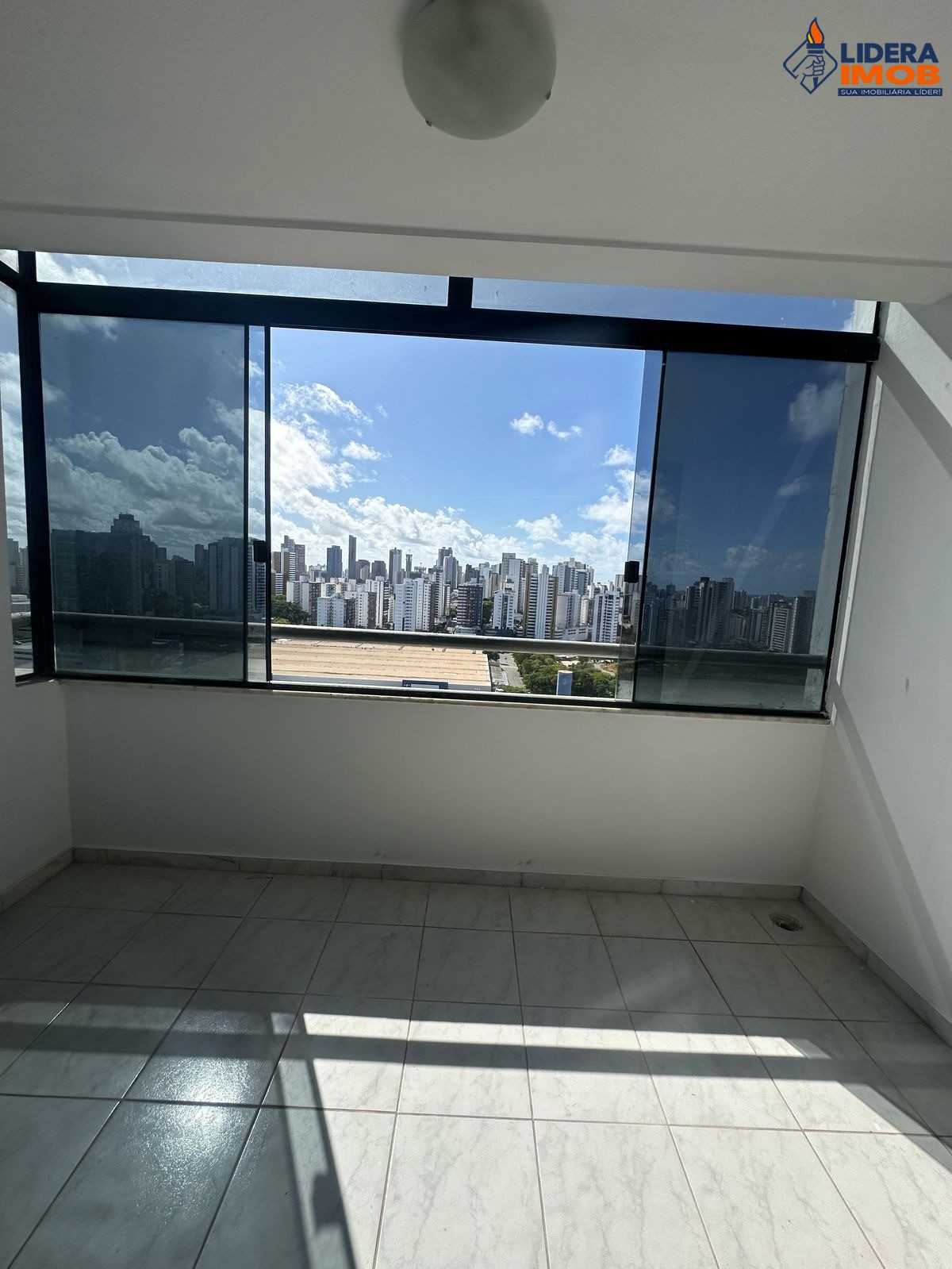 Apartamento, 3 quartos, 125 m² - Foto 2