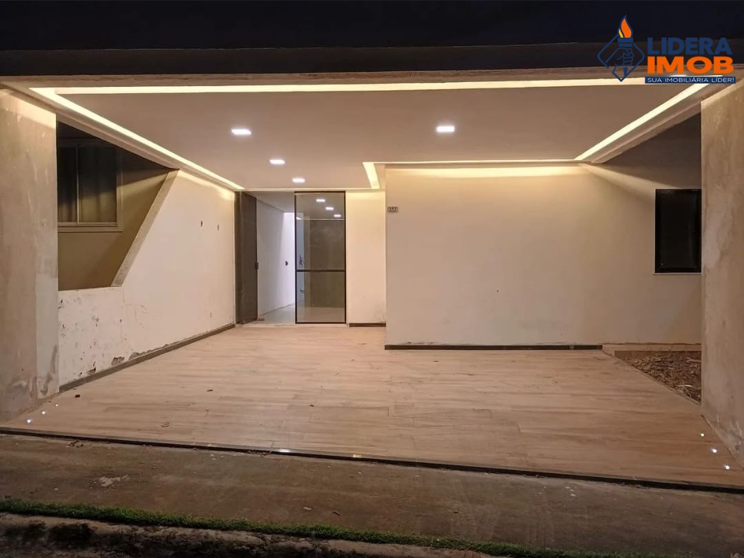 Casa, 3 quartos, 216 m² - Foto 1