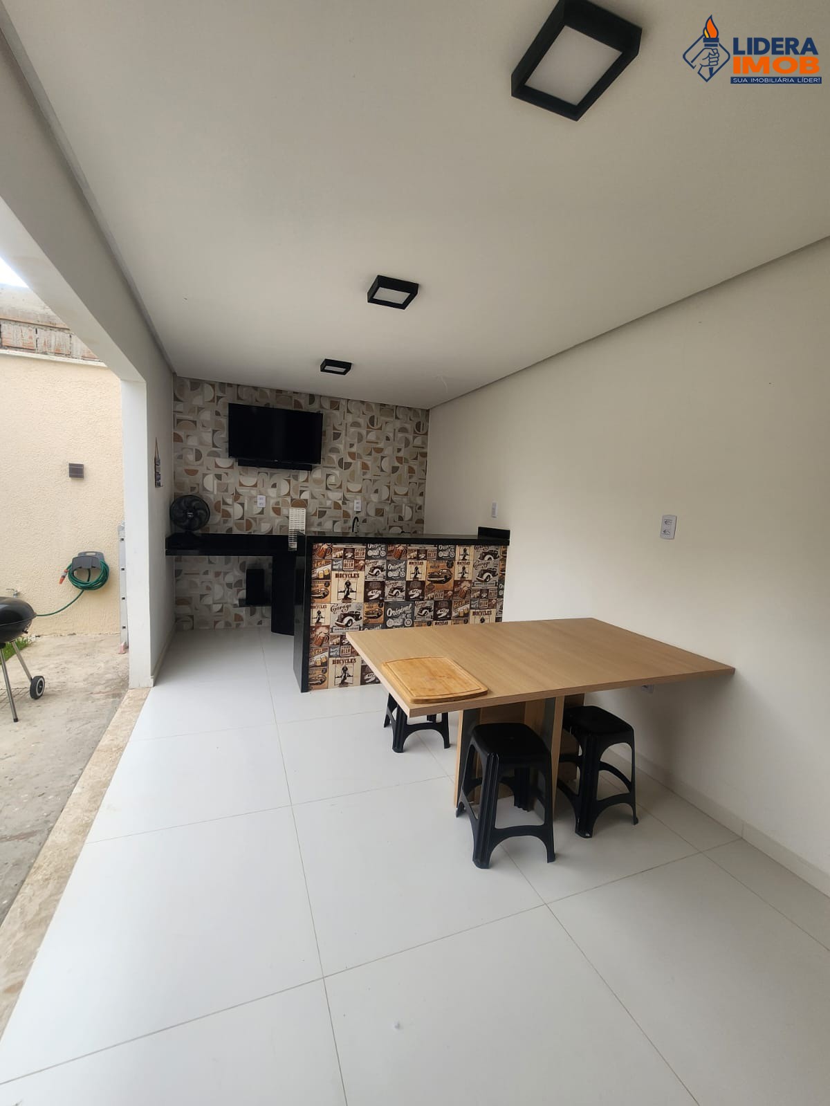 Casa, 2 quartos, 180 m² - Foto 2