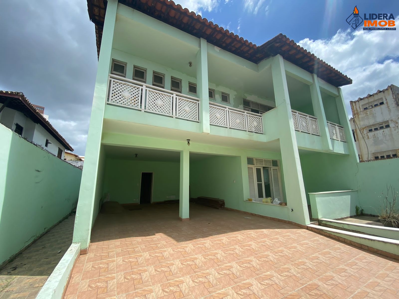 Casa, 8 quartos, 410 m² - Foto 1