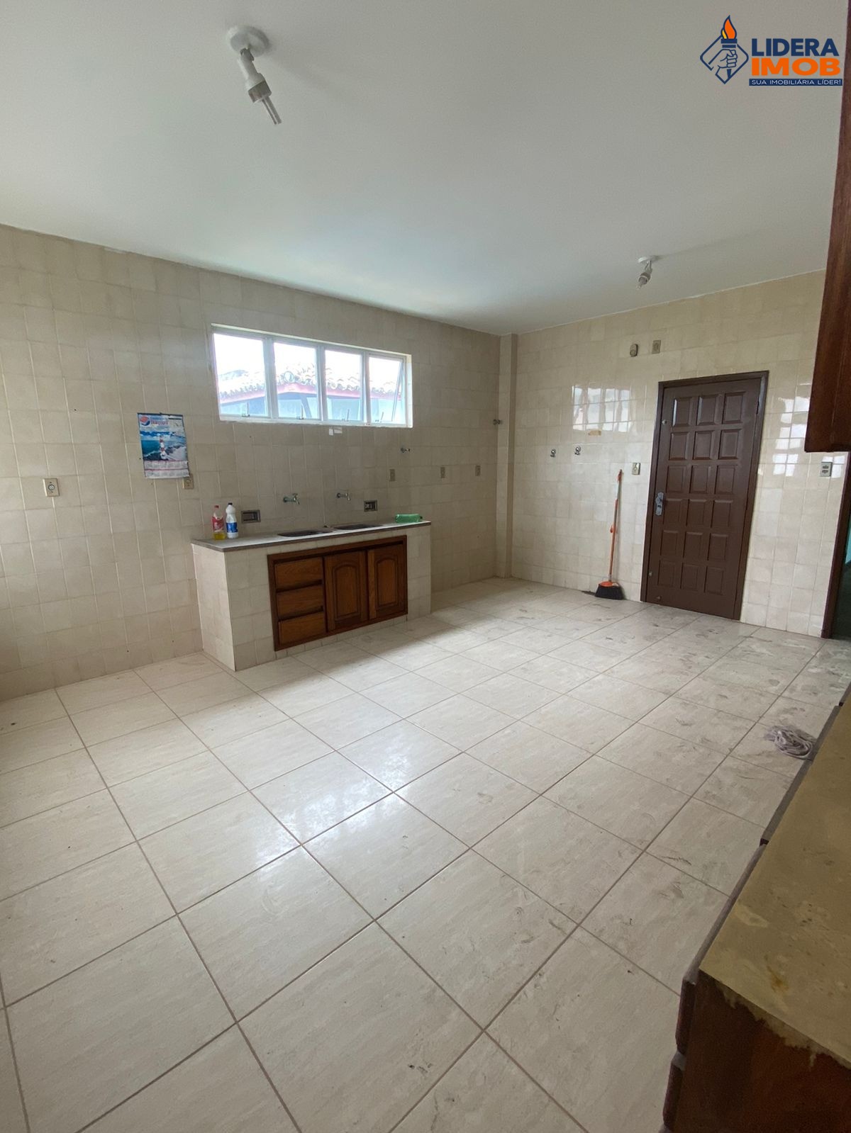 Casa, 8 quartos, 410 m² - Foto 60