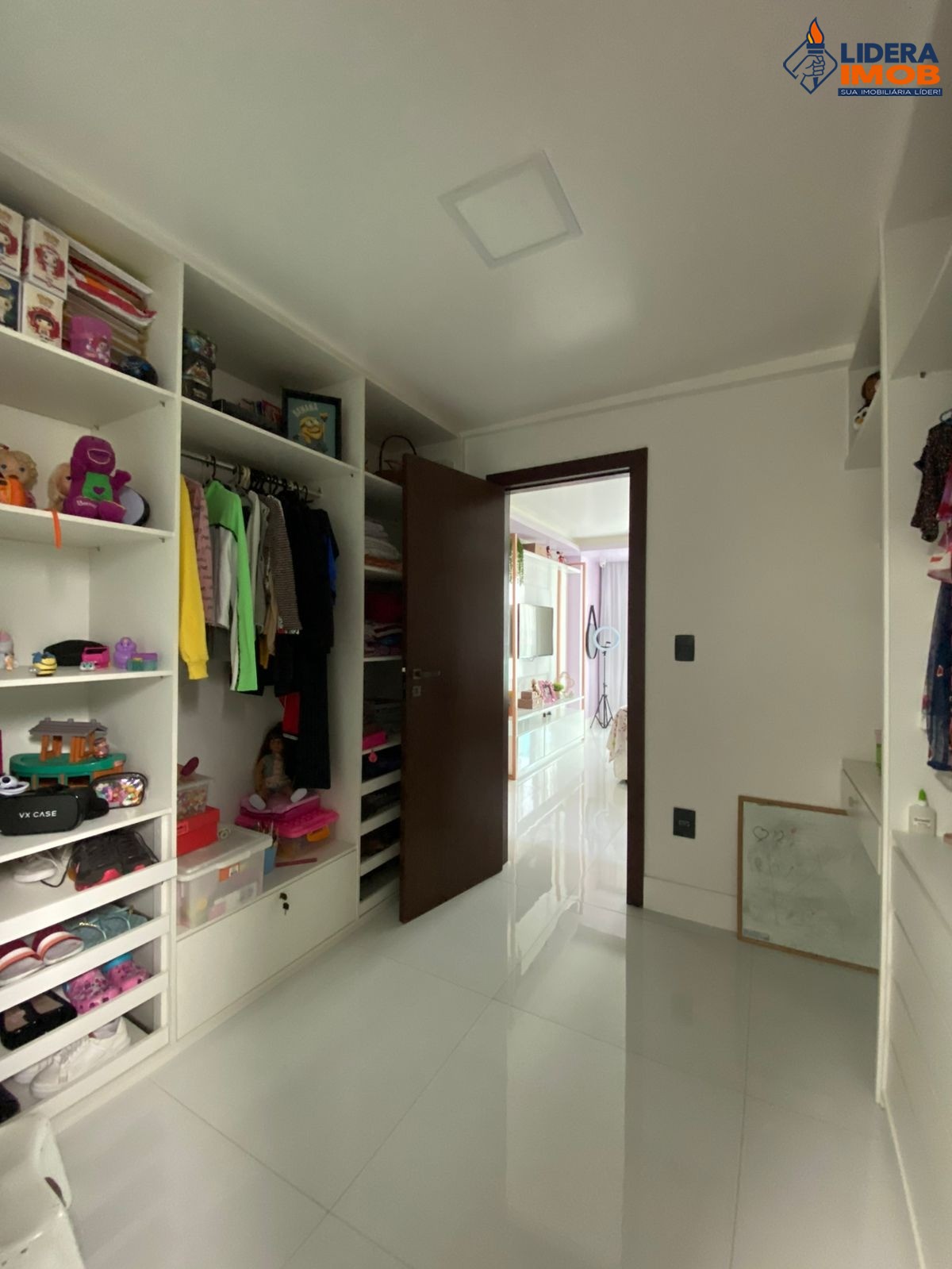 Casa, 4 quartos, 340 m² - Foto 17