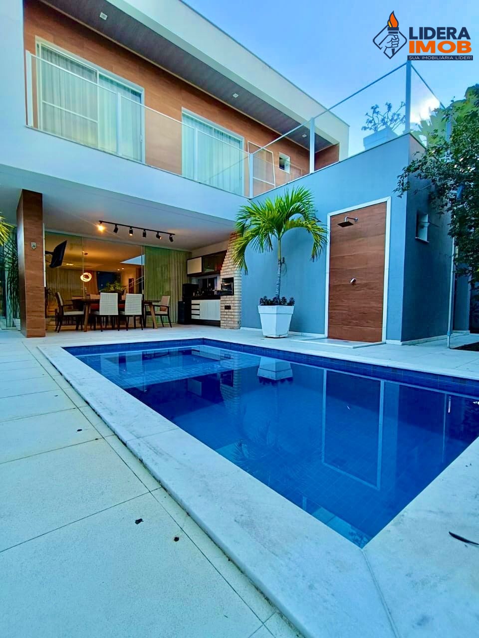 Casa, 4 quartos, 376 m² - Foto 1