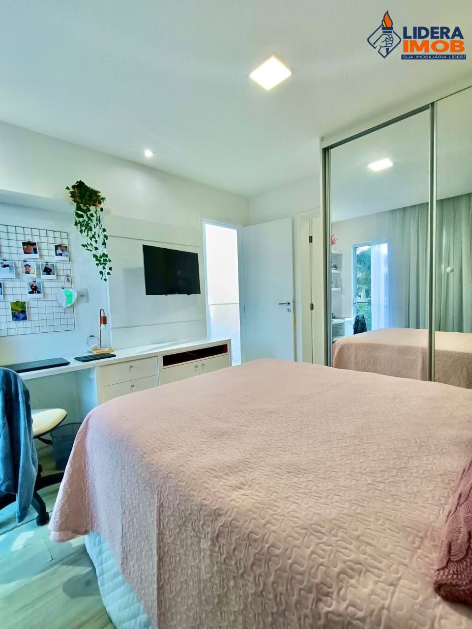 Casa, 4 quartos, 376 m² - Foto 2