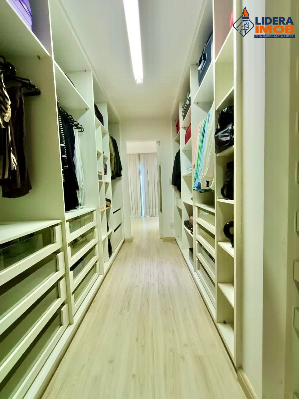 Casa, 4 quartos, 376 m² - Foto 35