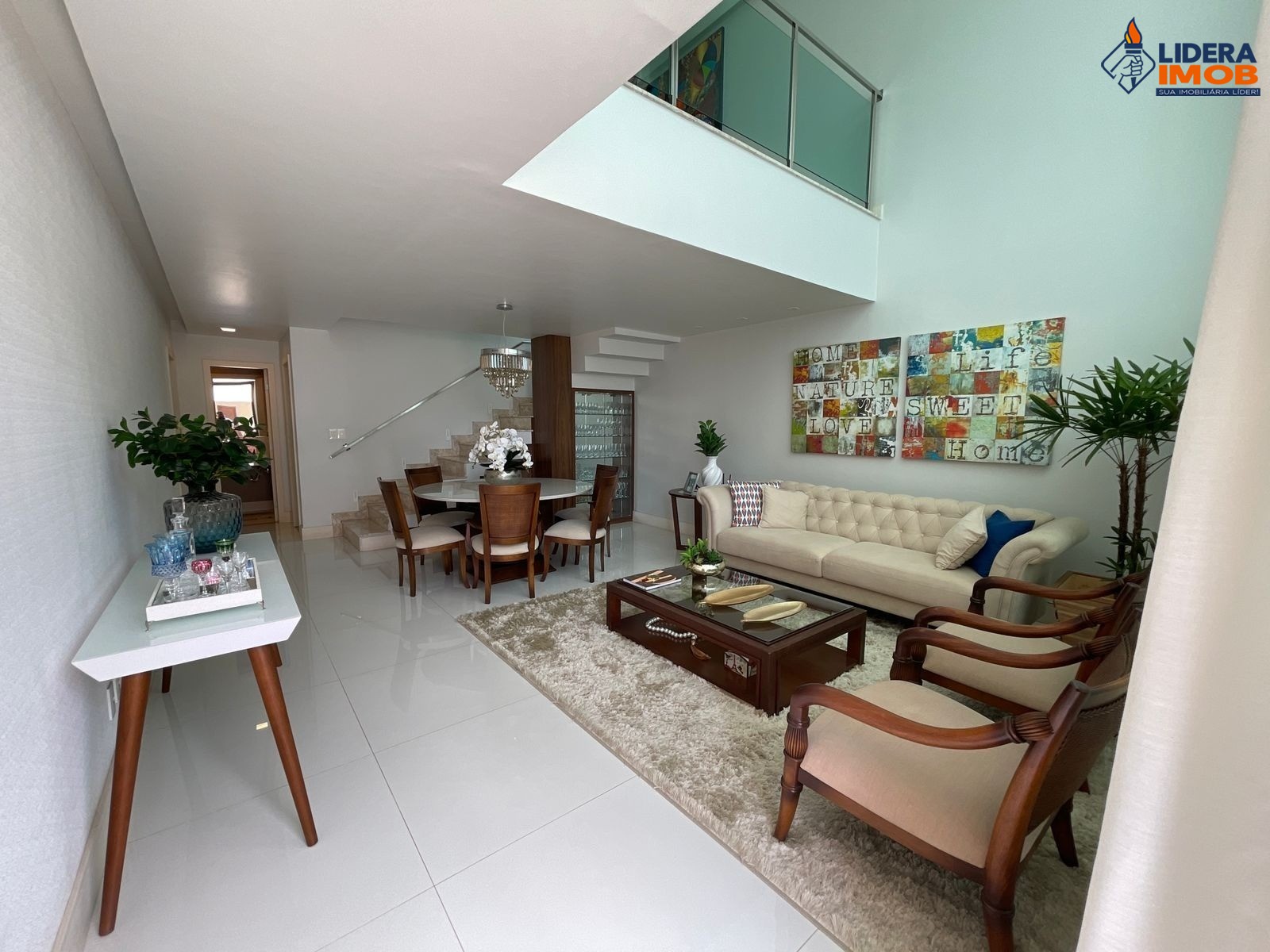 Casa, 3 quartos, 300 m² - Foto 1