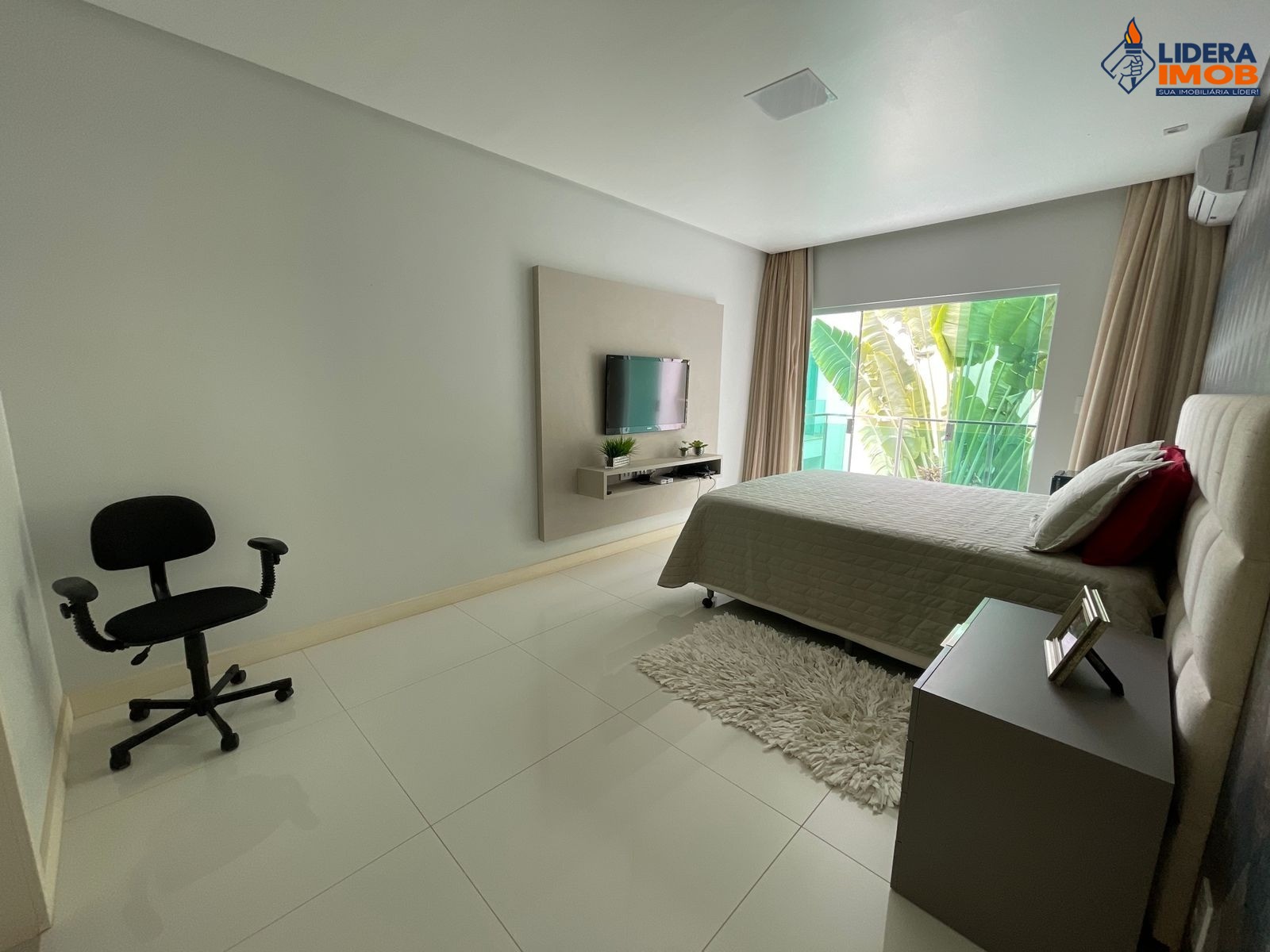 Casa, 3 quartos, 300 m² - Foto 11