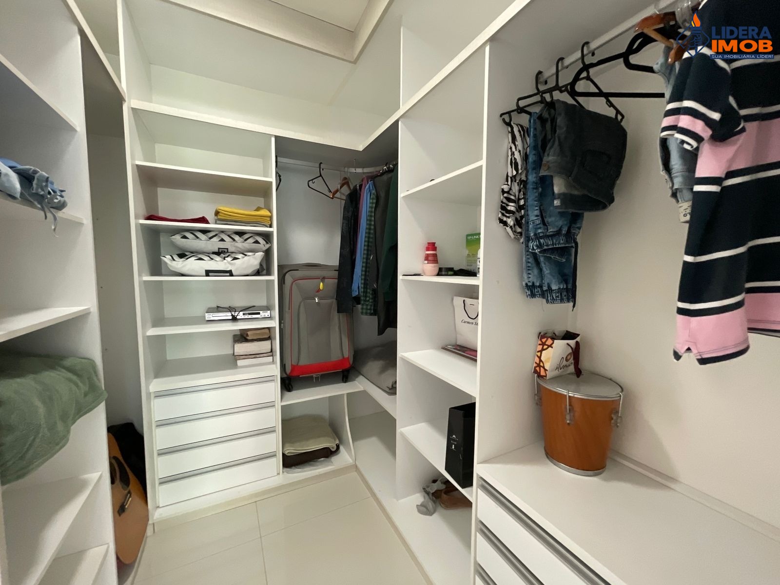 Casa, 3 quartos, 300 m² - Foto 14