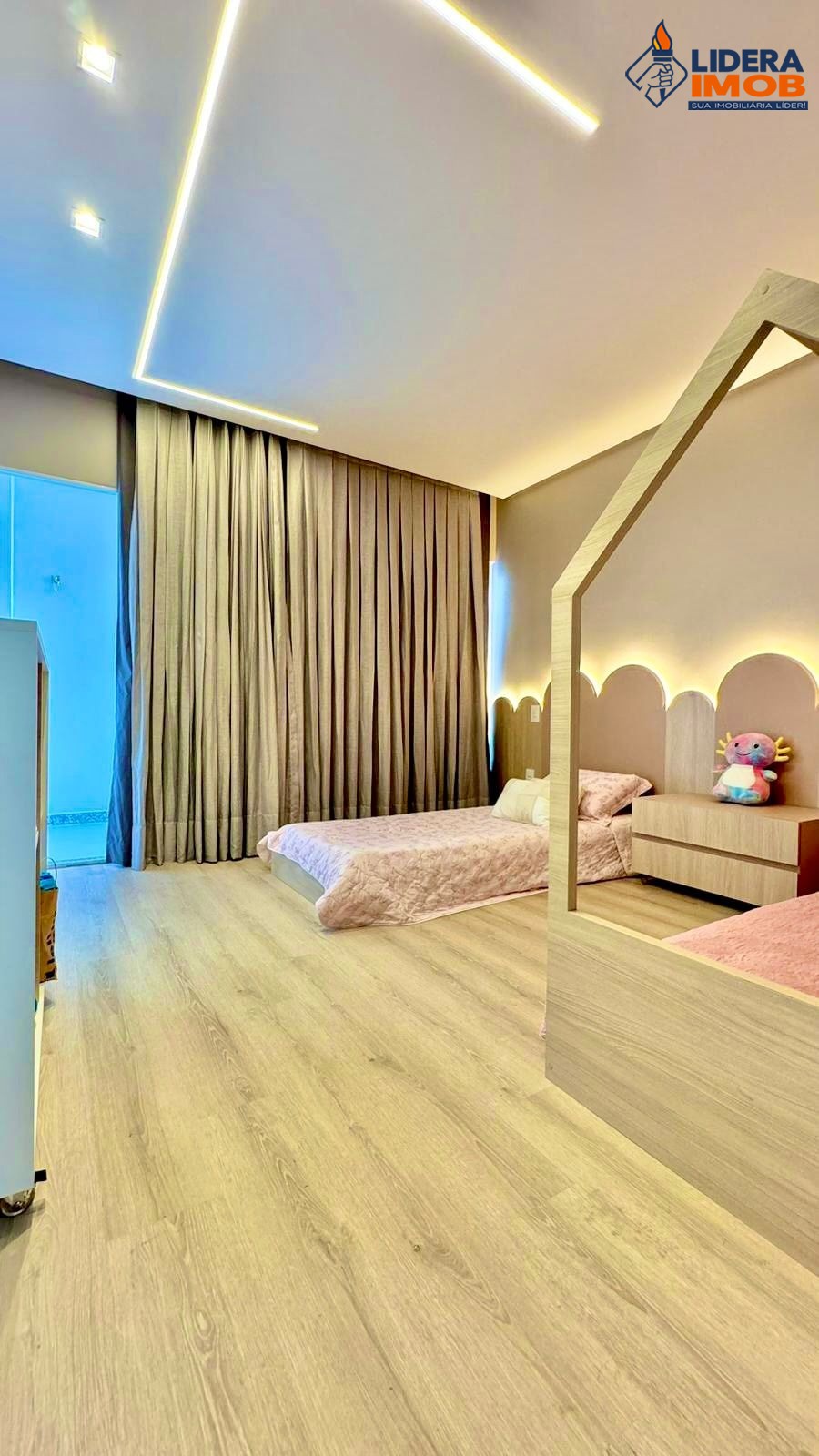 Casa, 3 quartos, 241 m² - Foto 20