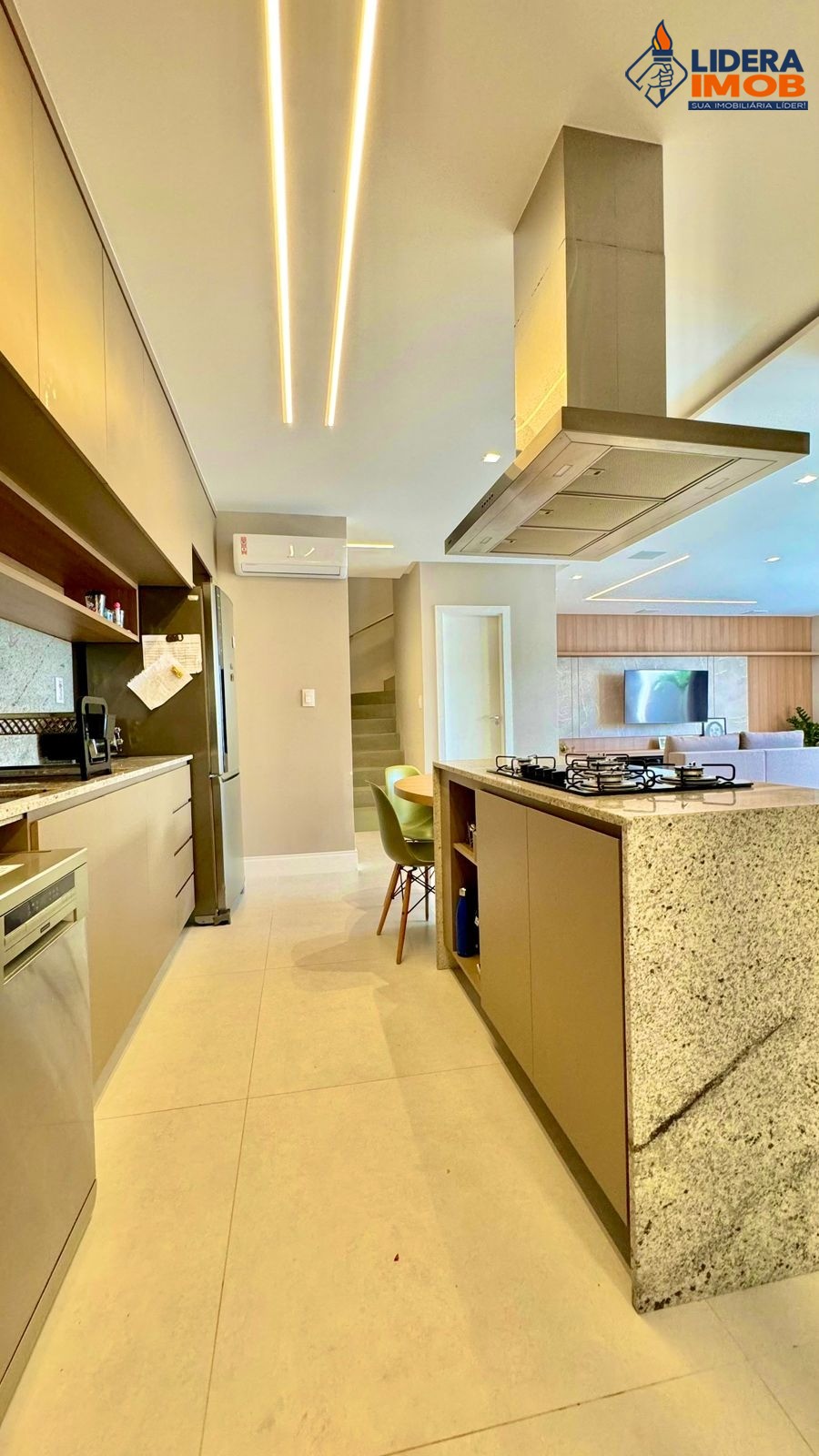 Casa, 3 quartos, 241 m² - Foto 30