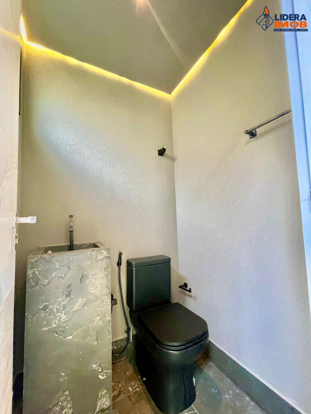 Casa, 4 quartos, 196 m² - Foto 10