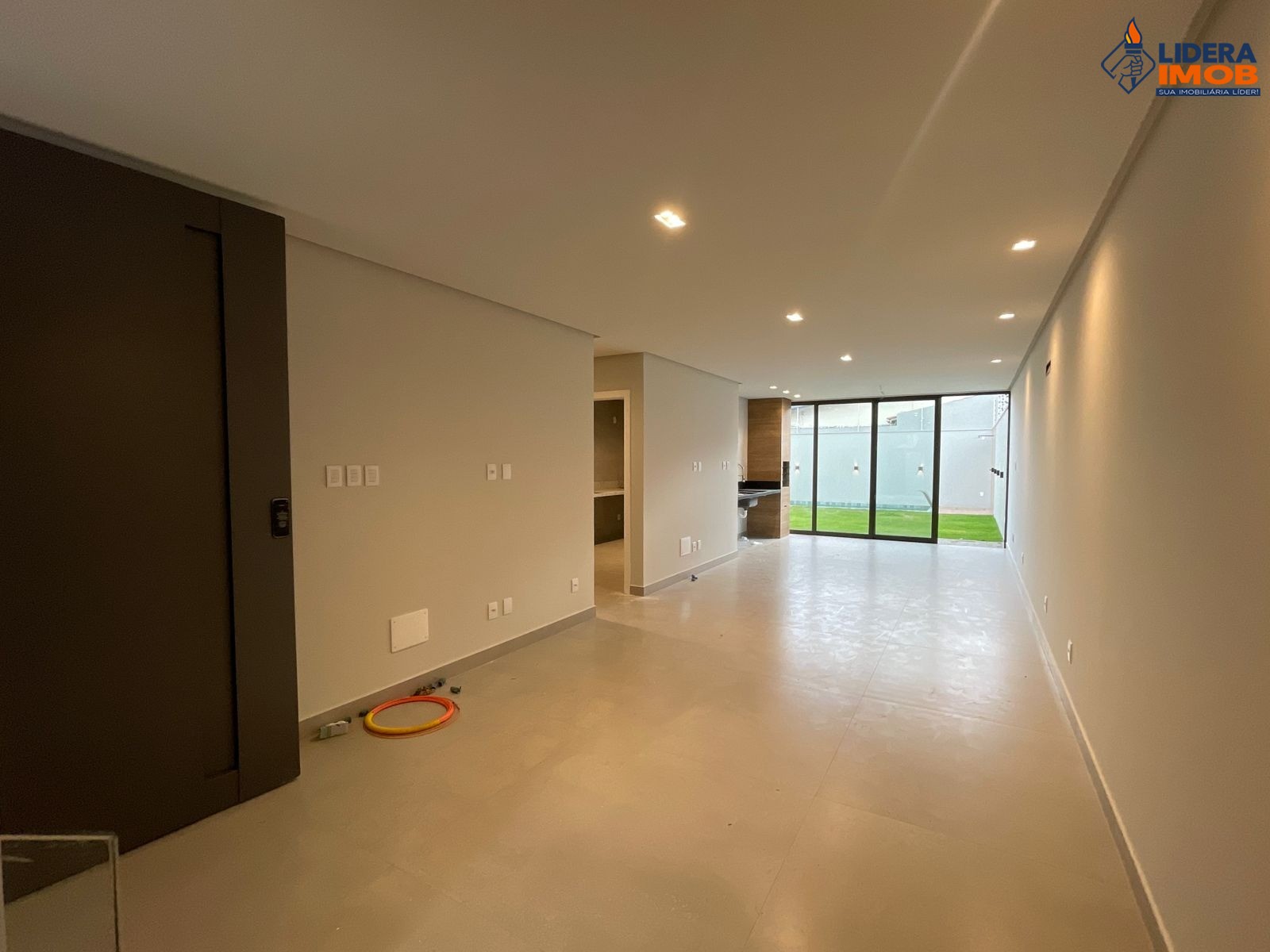 Casa, 4 quartos, 207 m² - Foto 3