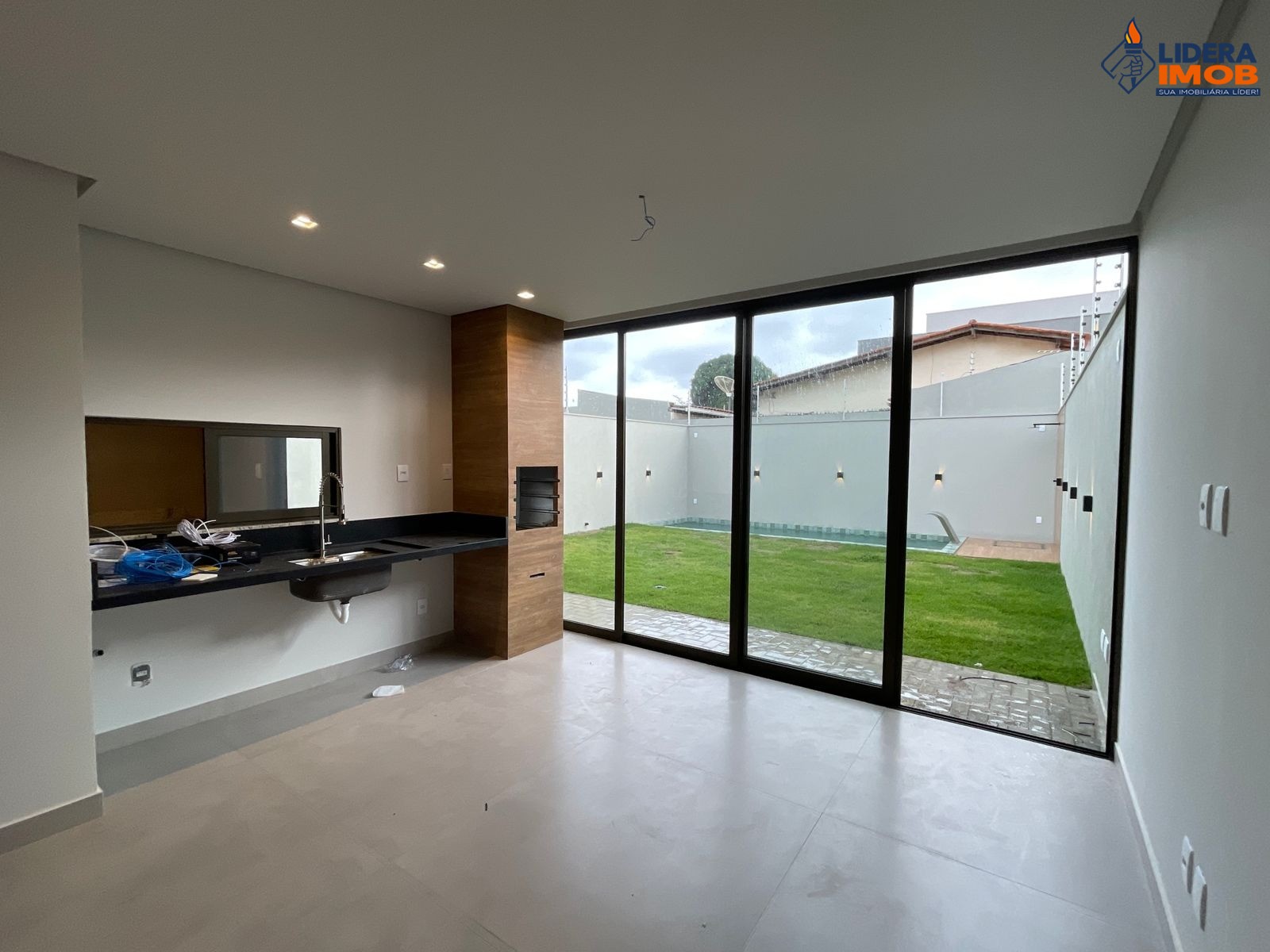 Casa, 4 quartos, 207 m² - Foto 4