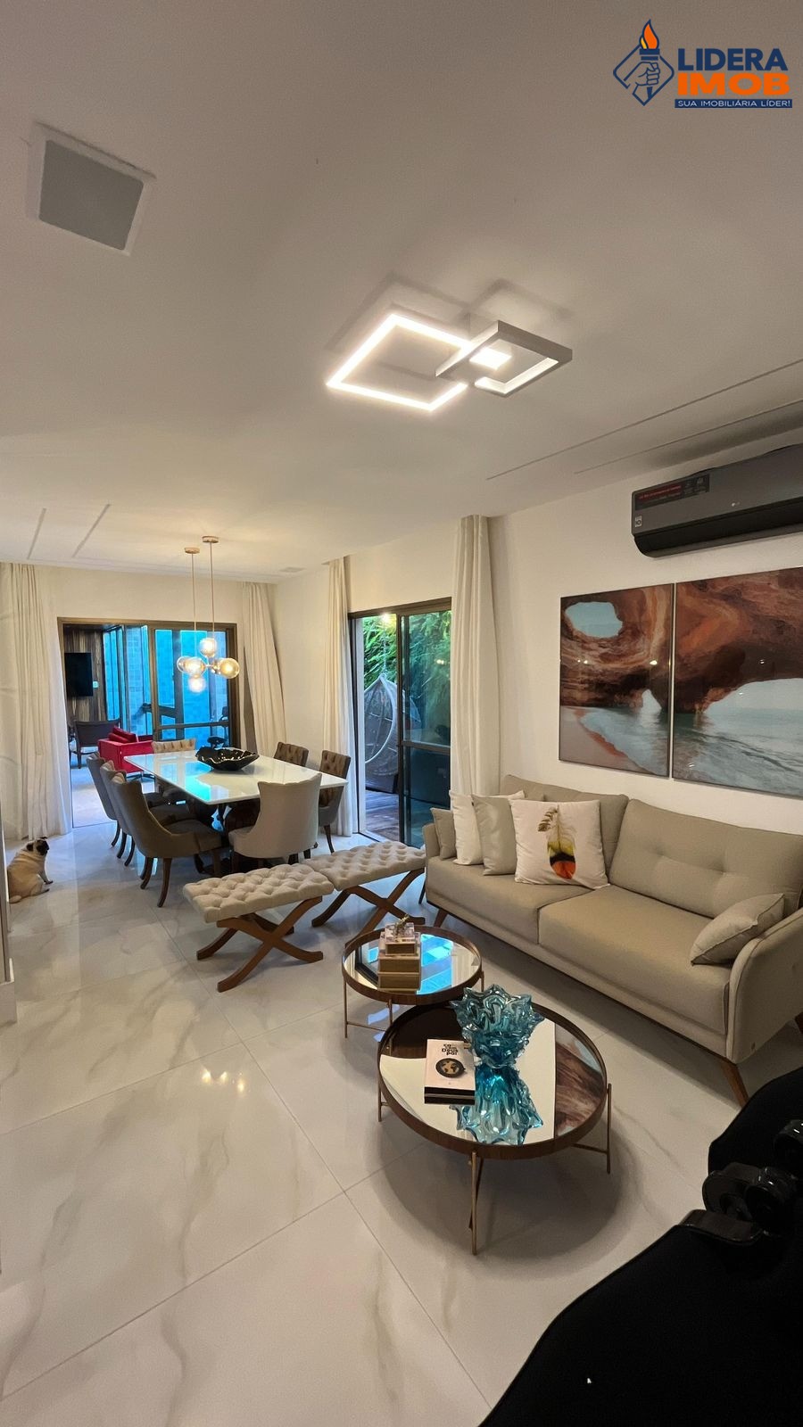 Casa, 3 quartos, 198 m² - Foto 1