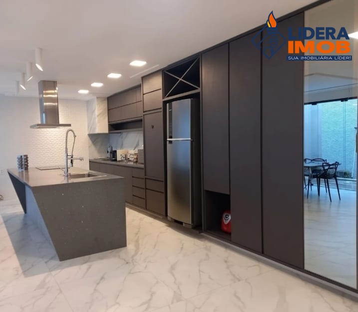 Casa, 3 quartos, 187 m² - Foto 2