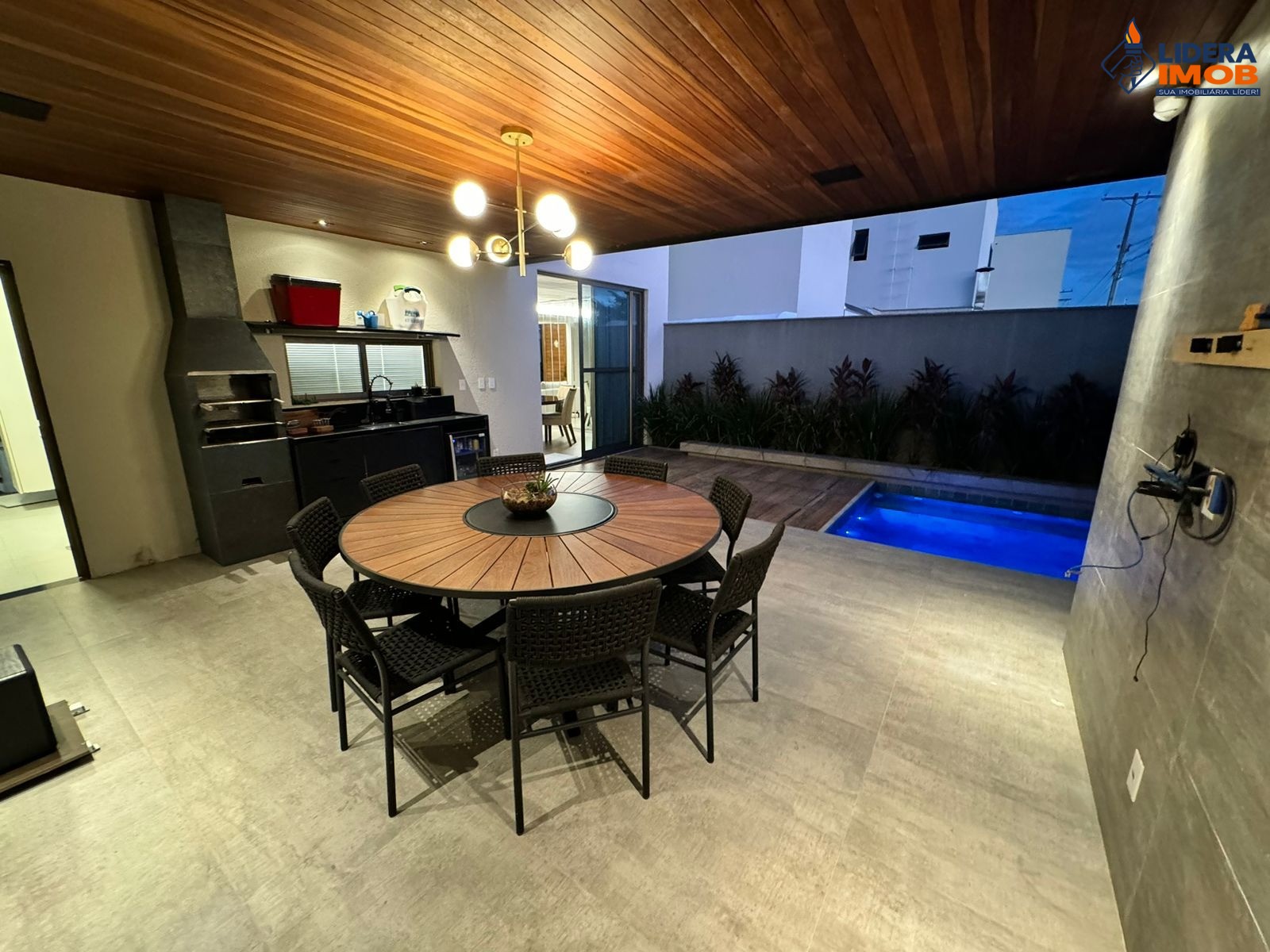 Casa, 3 quartos, 281 m² - Foto 8