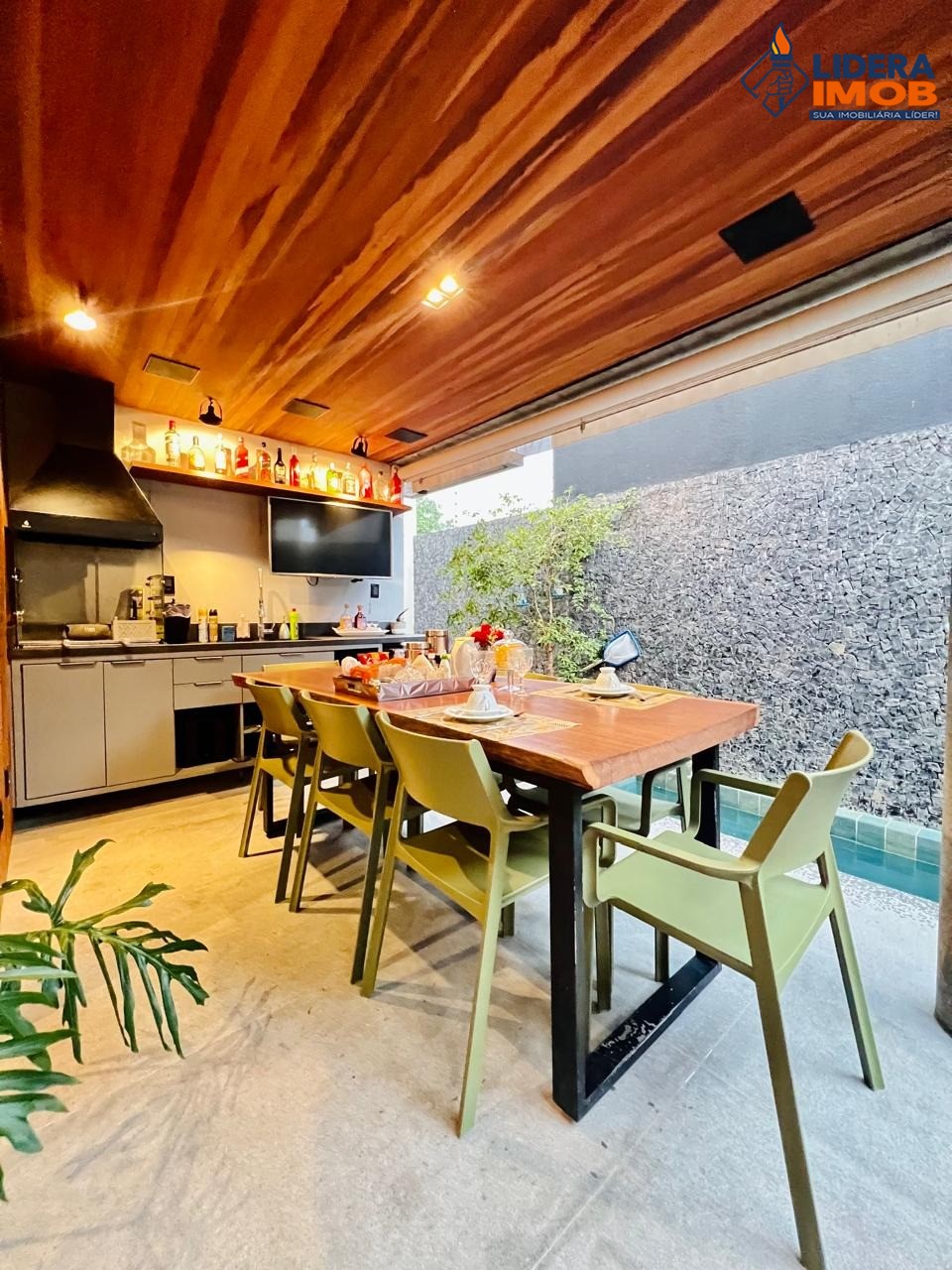 Casa, 2 quartos, 232 m² - Foto 1