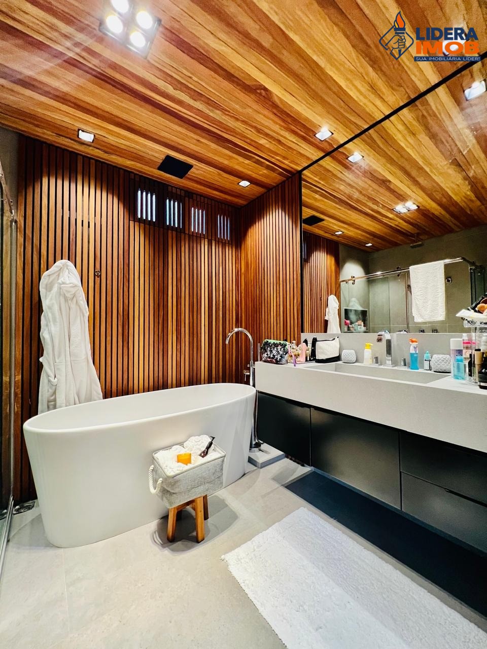 Casa, 2 quartos, 232 m² - Foto 17