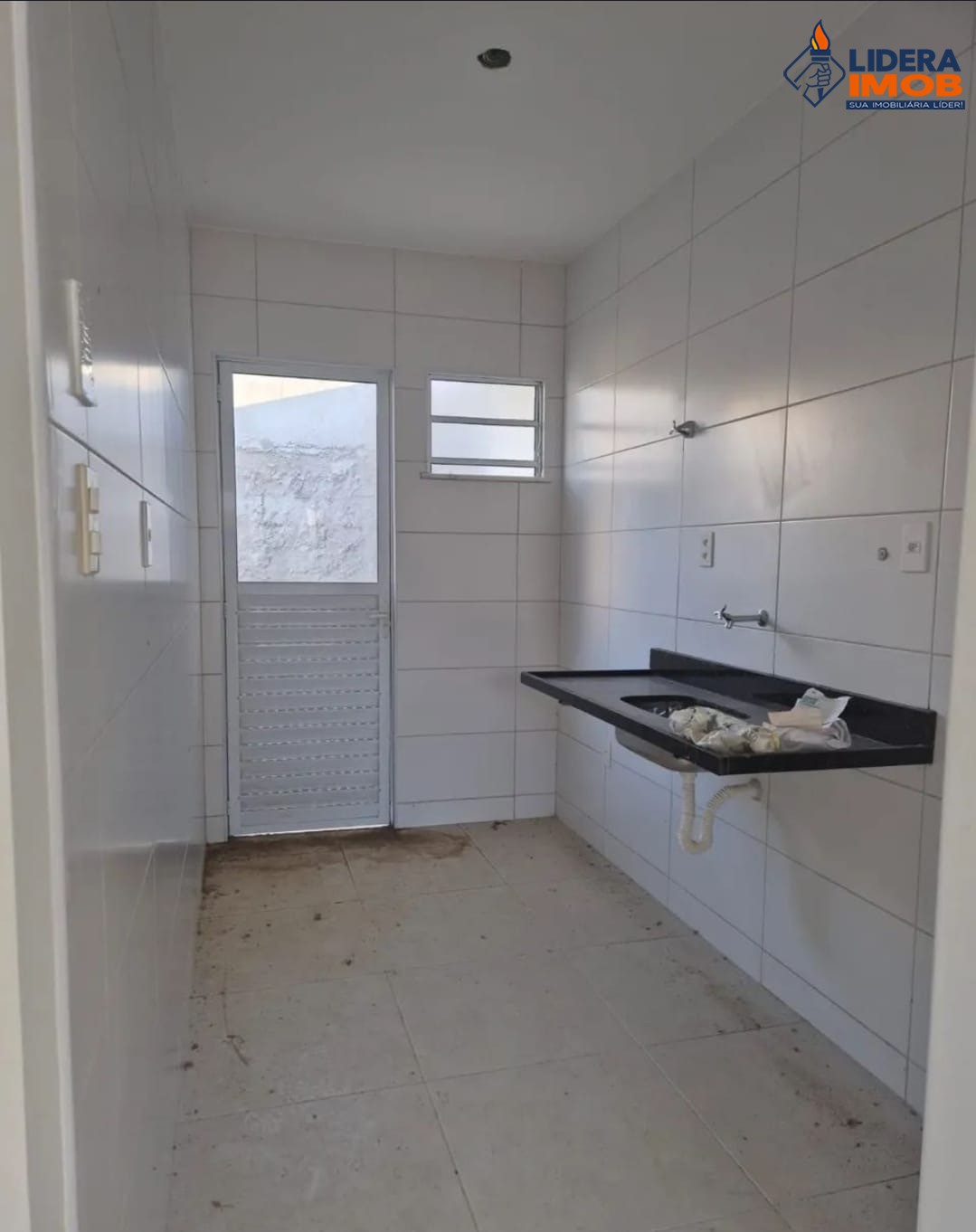 Casa, 3 quartos, 80 m² - Foto 1