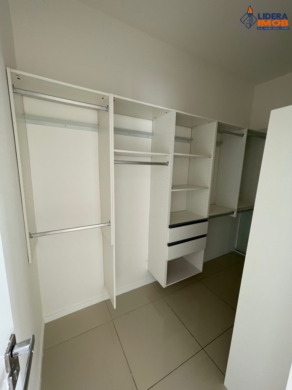 Casa, 3 quartos, 200 m² - Foto 3