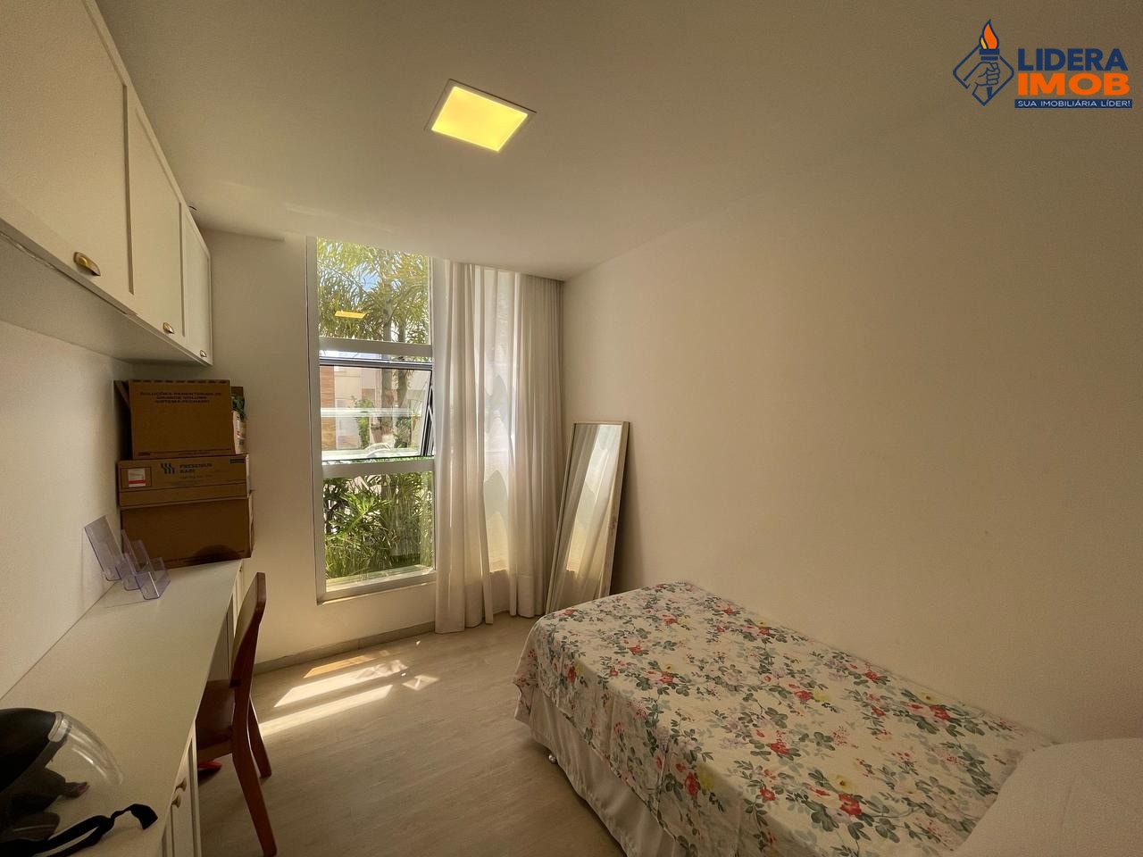 Casa, 5 quartos, 165 m² - Foto 2