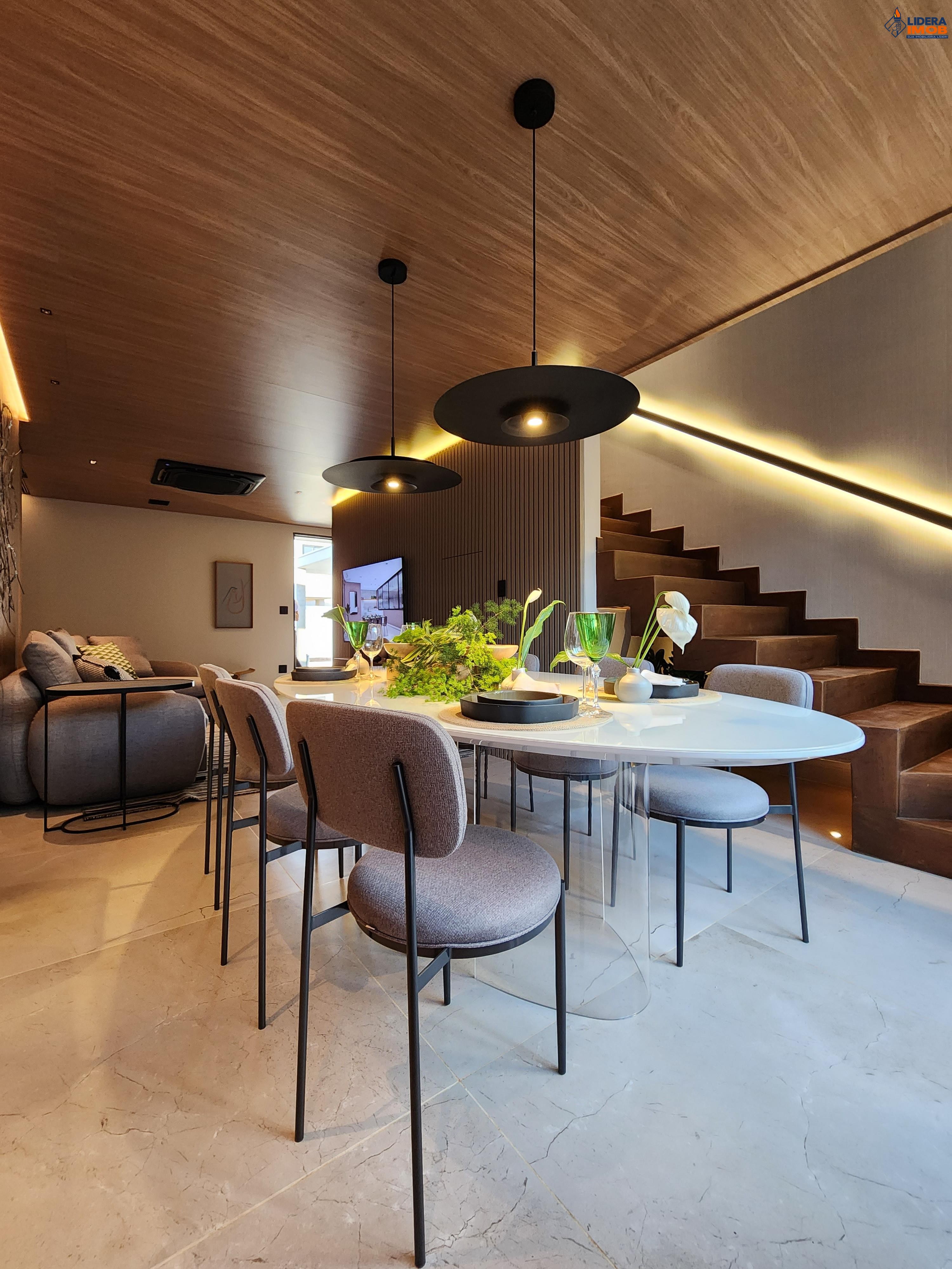 Casa, 3 quartos, 161 m² - Foto 1