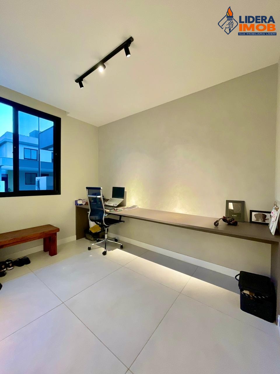 Casa, 4 quartos, 178 m² - Foto 2