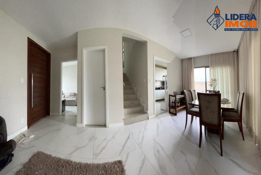 Casa, 4 quartos, 201 m² - Foto 2