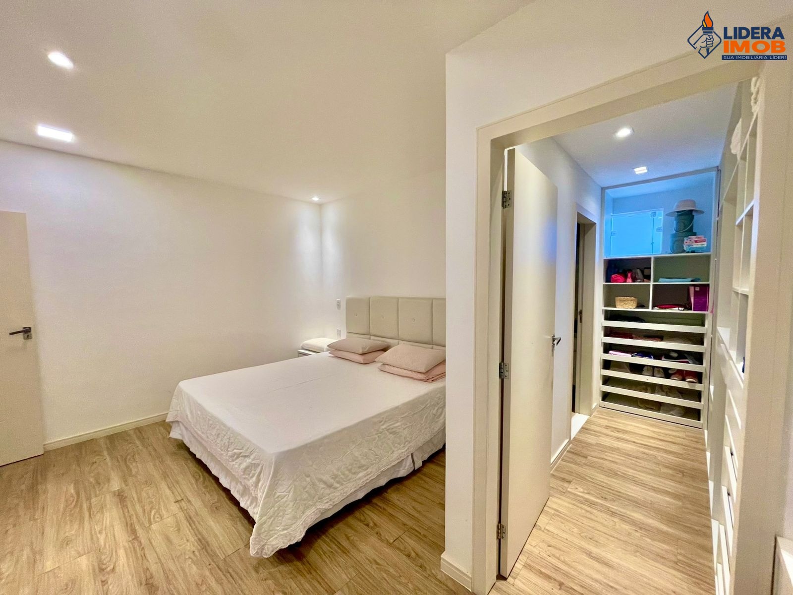 Casa, 3 quartos, 381 m² - Foto 26