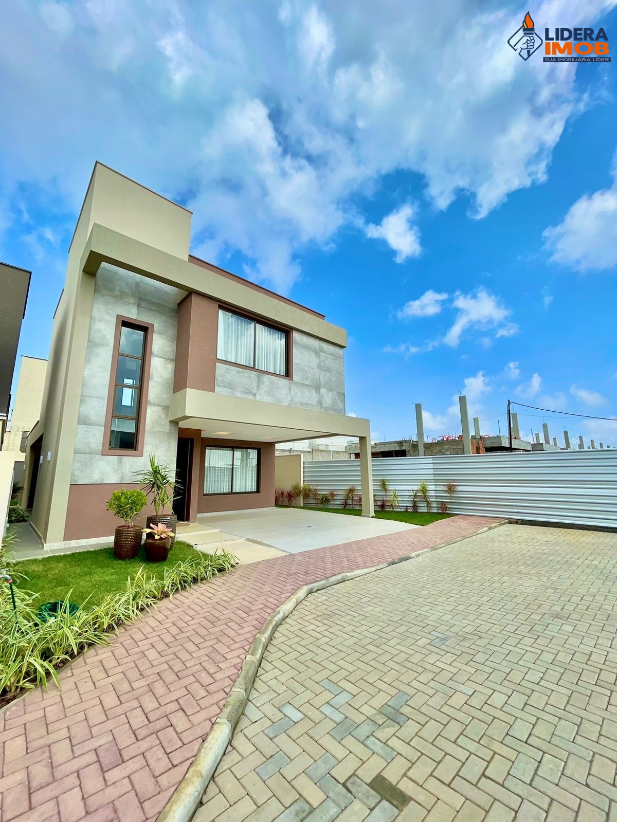 Casa, 3 quartos, 274 m² - Foto 1