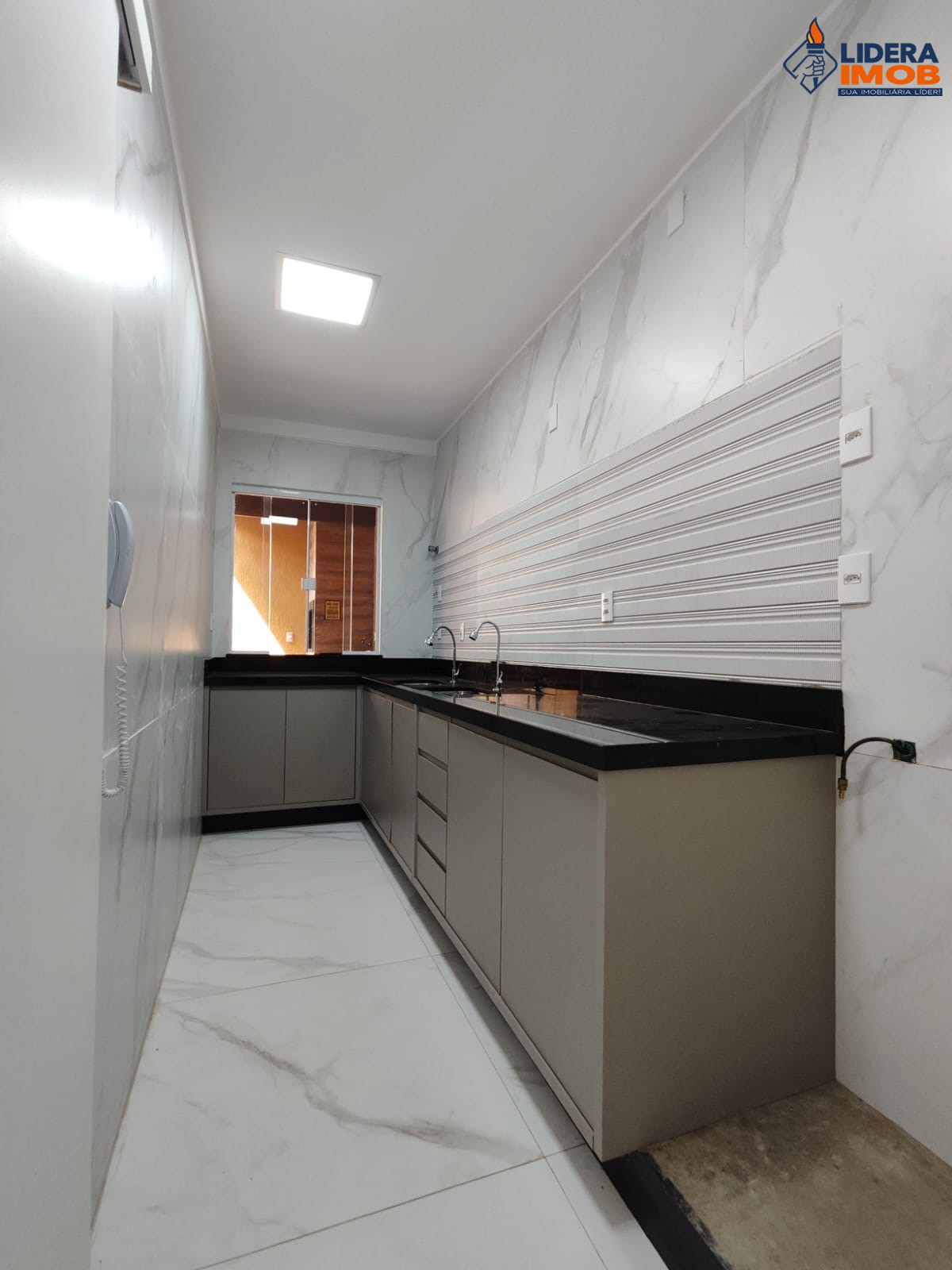 Casa, 2 quartos, 100 m² - Foto 2