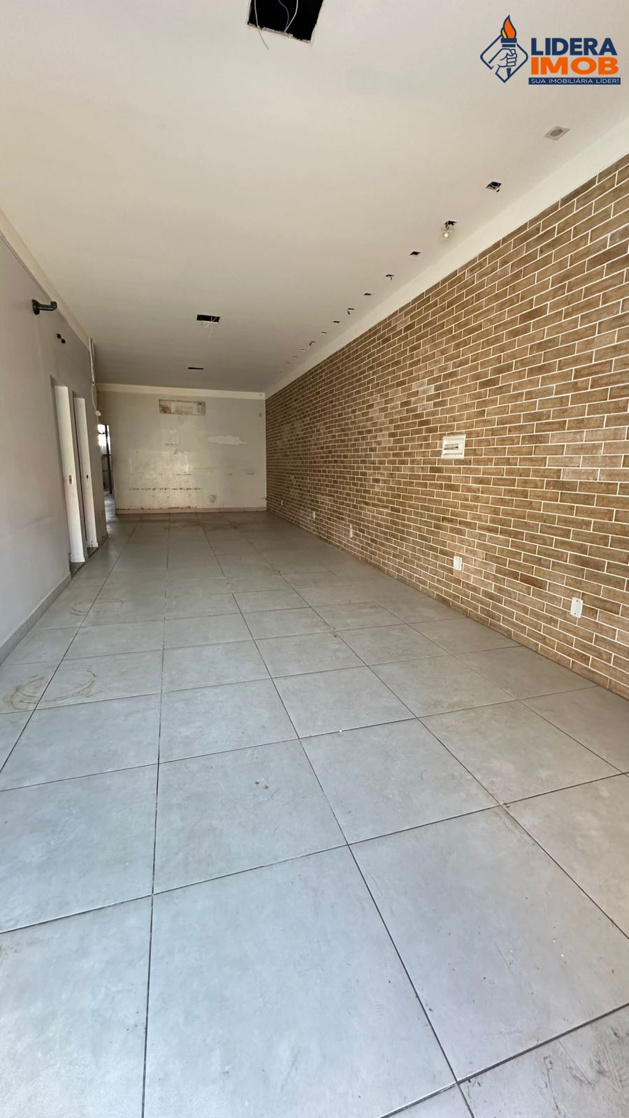 Depósito-Galpão, 125 m² - Foto 1