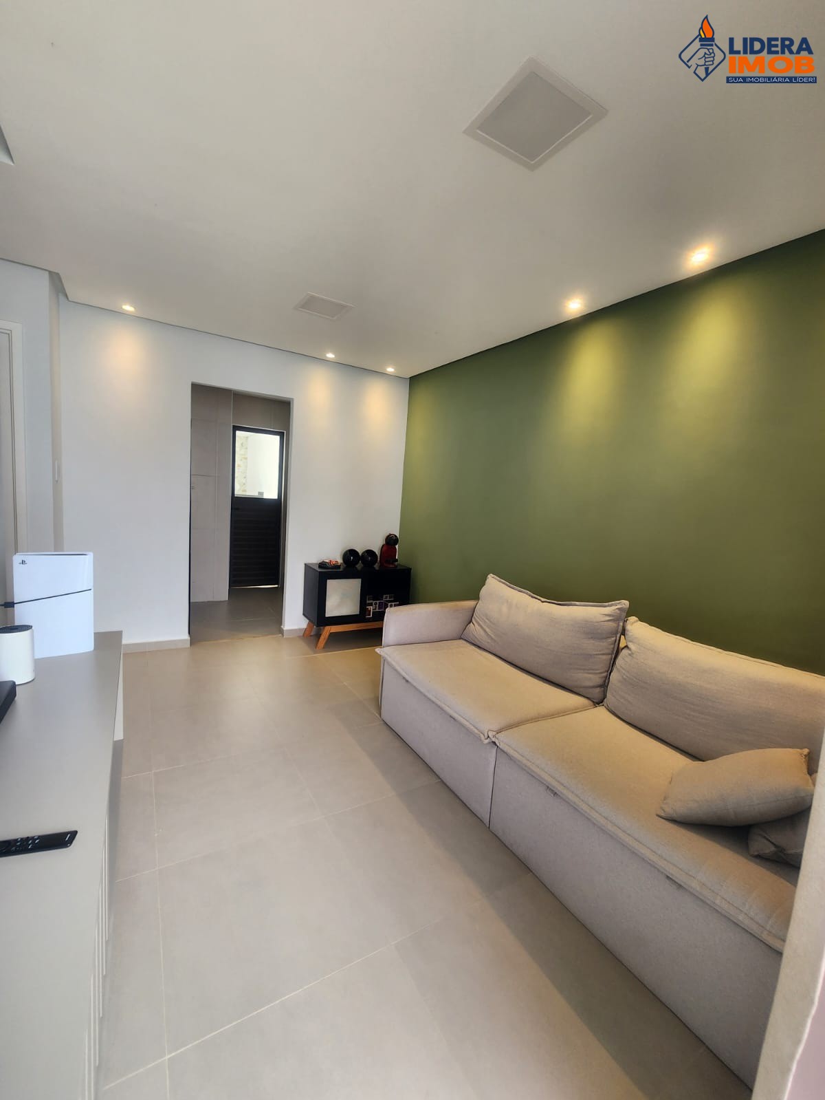 Casa, 2 quartos, 180 m² - Foto 1
